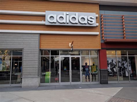 adidas canada outlet store.